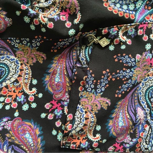 Scrub tops - Picture 7 of 14